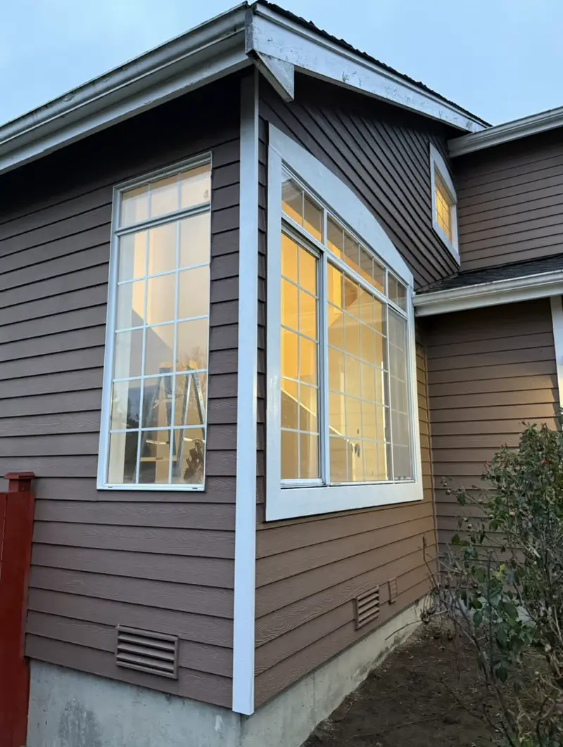 Rotted siding corner repair